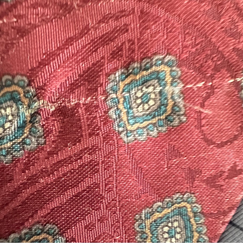 Vintage Christian Dior Monsieur Red Paisley Medallion Tipped Necktie 58” READ - Picture 5 of 7